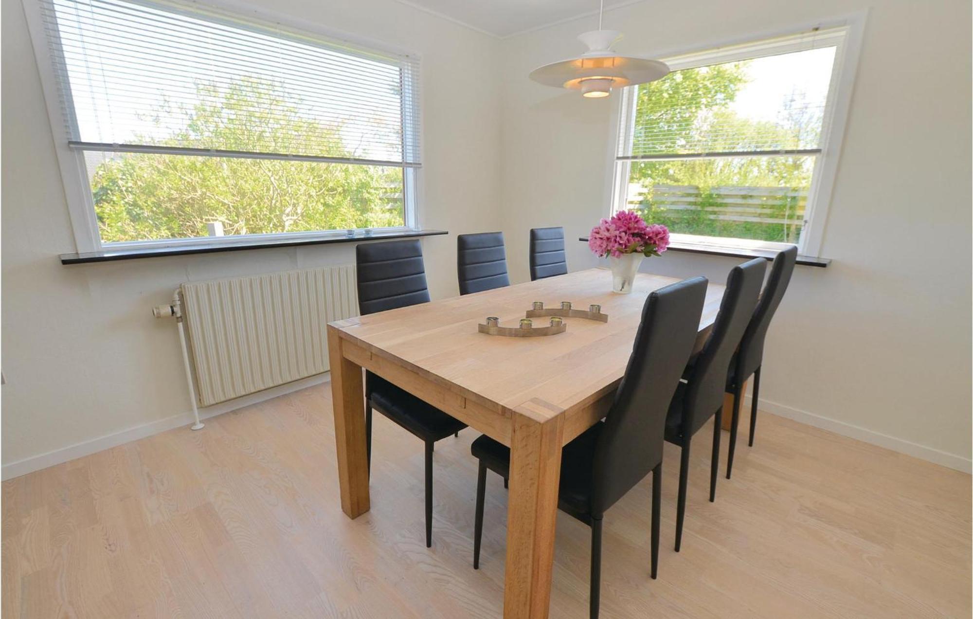 Stunning Home In Augustenborg With Kitchen Exteriör bild